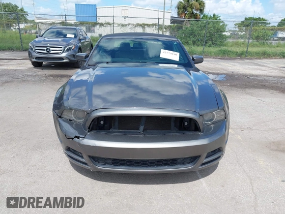 2014 Ford Mustang V6 with VIN 1ZVBP8EM8E5214546, listed as a IAAI auction lot 42773010 with 132,666 mi miles and . Bid and sale history available at DreamBid. Image 12.