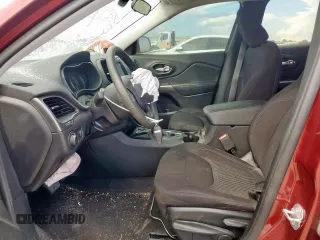 2020 Jeep Cherokee Latitude with VIN 1C4PJLCB3LD538716, listed as a Copart auction lot 62063545 with 29,970 mi miles and Salvage title. Bid and sale history available at DreamBid. Image 7.