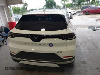 2024 VinFast VF 8 Plus с VIN RLLV1AFAXRH006563, выставлен на аукционе IAAI как лот 42237415 с пробегом 9 667 миль миль и . История ставок и продаж доступна на DreamBid. Изображение 17.