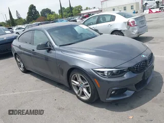 2019 BMW 4 Series 430i z VIN WBA4J1C56KBM17784, wystawiony jako IAAI lot #42459337 z przebiegiem 66 385 mil mil oraz . Historia ofert i sprzedaży dostępna na DreamBid. Obrazek 1.