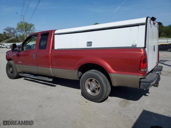 2003 Ford Super Duty F-250 XL with VIN 1FTNX20P33EC51516, listed as a Copart auction lot 52163345 with 283,665 mi miles and Salvage Title. Bid and sale history available at carsss.com. Image 2.