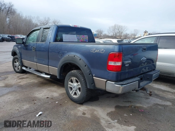 2005 Ford F-150 XLT with VIN 1FTPX14555FA52444, listed as a IAAI auction lot 41604545 with 209,297 mi miles. Bid and sale history available at carsss.com. Image 3.