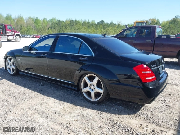 2012 Mercedes-Benz S-Class S 550 with VIN WDDNG7DB2CA442238, listed as a IAAI auction lot 42008130 with 167,821 mi miles. Bid and sale history available at carsss.com. Image 3.