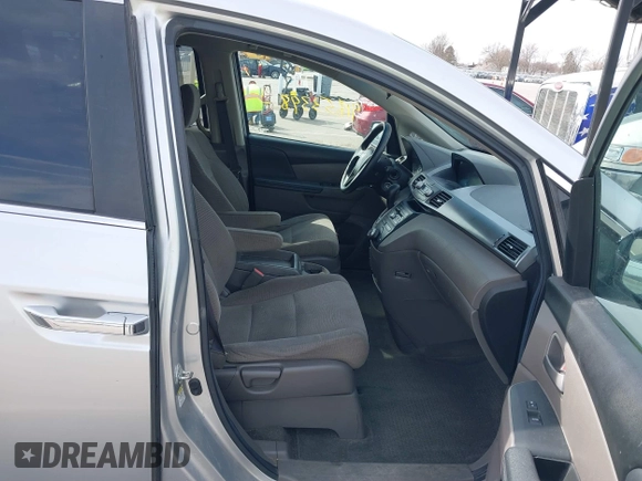 2011 Honda Odyssey EX с VIN 5FNRL5H47BB082302, выставлен на аукционе IAAI как лот 41853348 с пробегом 179 026 миль миль и . История ставок и продаж доступна на DreamBid. Изображение 5.