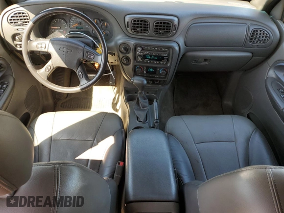 2002 Chevrolet TrailBlazer LTZ with VIN 1GNDT13S322212983, listed as a Copart auction lot 53608405 with 107,187 mi miles and Salvage Title. Bid and sale history available at DreamBid. Image 8.