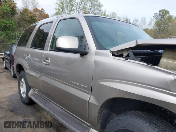 2002 Cadillac Escalade z VIN 1GYEK63N02R131870, wystawiony jako IAAI lot #41889300 z przebiegiem 328 013 mil mil oraz . Historia ofert i sprzedaży dostępna na DreamBid. Obrazek 13.