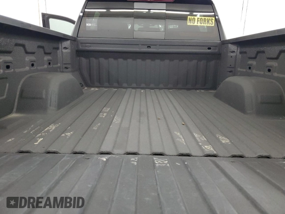 2020 Chevrolet Silverado 1500 LTZ with VIN 1GCUYGEL2LZ104009, listed as a Copart auction lot 68456944 with 39,001 mi miles and Salvage Title. Bid and sale history available at DreamBid. Image 10.