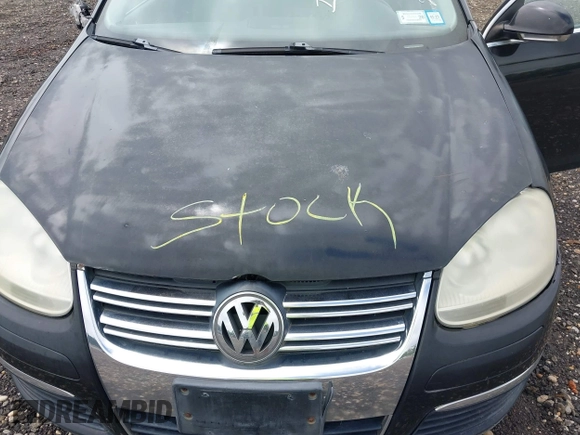 2008 Volkswagen Jetta SE with VIN 3VWRZ71K08M095770, listed as a IAAI auction lot 42552387 with 118,768 mi miles and . Bid and sale history available at DreamBid. Image 10.