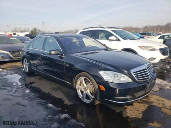 2013 Mercedes-Benz S-Class S 550 with VIN WDDNG9EB1DA501792, listed as a Copart auction lot 43513175 with 103,114 mi miles and Salvage Title. Bid and sale history available at carsss.com. Image 4.