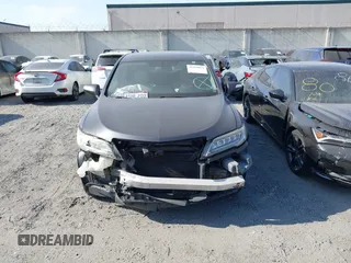 2016 Acura RDX Technology with VIN 5J8TB3H5XGL014829, listed as a IAAI auction lot 42455075 with 163,493 mi miles and . Bid and sale history available at DreamBid. Image 13.