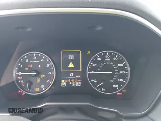 2025 Subaru Outback Onyx z VIN 4S4BTALC0S3195820, wystawiony jako IAAI lot #42088122 z przebiegiem 2153 mil mil oraz . Historia ofert i sprzedaży dostępna na DreamBid. Obrazek 7.