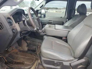 2013 Ford F-350 XL с VIN 1FT8W3DT7DEB17252, выставлен на аукционе Copart как лот 86815894 с пробегом 208 935 миль миль и Списание • Salvage title. История ставок и продаж доступна на DreamBid. Изображение 7.