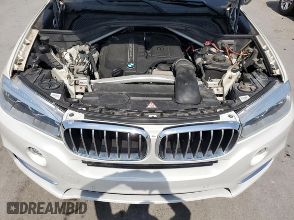 2014 BMW X5 xDrive35i z VIN 5UXKR0C51E0H17912, wystawiony jako Copart lot #61819105 z przebiegiem 218 784 mil mil oraz Czysty tytuł • Clean title. Historia ofert i sprzedaży dostępna na DreamBid. Obrazek 12.