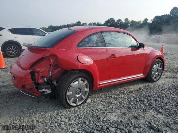 2018 Volkswagen Beetle SE with VIN 3VWJD7ATXJM728687, listed as a Copart auction lot 63242054 with 84,502 mi miles and Salvage Title. Bid and sale history available at carsss.com. Image 3.