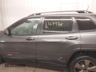 2017 Jeep Cherokee Latitude with VIN 1C4PJLCS9HW510429, listed as a IAAI auction lot 41077227 with 36,797 mi miles and . Bid and sale history available at DreamBid. Image 14.