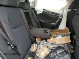 2024 Toyota RAV4 Hybrid LE z VIN JTMMWRFV2RD246027, wystawiony jako Copart lot #52181695 z przebiegiem Nie podano mil oraz Szkoda całkowita • Salvage title. Historia ofert i sprzedaży dostępna na DreamBid. Obrazek 11.