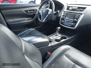 2018 Nissan Altima 2.5 SV with VIN 1N4AL3AP9JC150008, listed as a IAAI auction lot 41481389 with 104,796 mi miles. Bid and sale history available at carsss.com. Image 5.