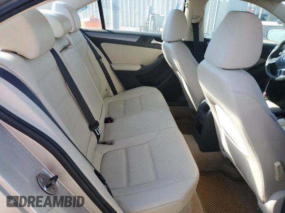 2013 Volkswagen Jetta TDI w/Premium/Nav with VIN 3VWLL7AJ4DM237837, listed as a Copart auction lot 89401845 with Not provided miles and Salvage title. Bid and sale history available at DreamBid. Image 10.
