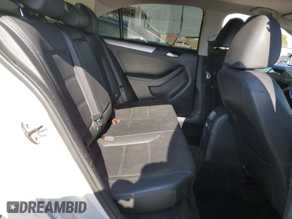2013 Volkswagen Jetta SE with VIN 3VWDP7AJ3DM384014, listed as a Copart auction lot 56207025 with 112,627 mi miles and Salvage title. Bid and sale history available at DreamBid. Image 10.