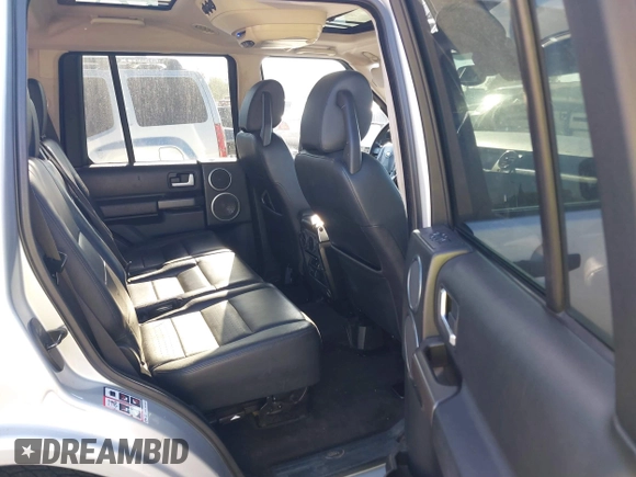 2006 Land Rover LR3 HSE with VIN SALAG25496A351587, listed as a IAAI auction lot 41237490 with 143,056 mi miles. Bid and sale history available at carsss.com. Image 8.