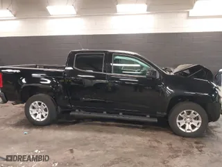 2022 Chevrolet Colorado 4WD LT with VIN 1GCGTCEN7N1303645, listed as a IAAI auction lot 41710632 with 29,105 mi miles. Bid and sale history available at carsss.com. Image 13.