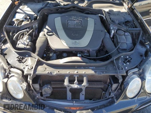 2008 Mercedes-Benz E-Class Luxury 3.5L with VIN WDBUF56X98B249218, listed as a Copart auction lot 84725004 with 186,654 mi miles and Salvage Title. Bid and sale history available at carsss.com. Image 12.