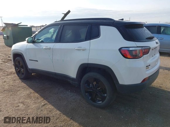 2019 Jeep Compass Altitude z VIN 3C4NJDBB0KT629952, wystawiony jako IAAI lot #41913931 z przebiegiem 78 054 mil mil oraz . Historia ofert i sprzedaży dostępna na DreamBid. Obrazek 3.