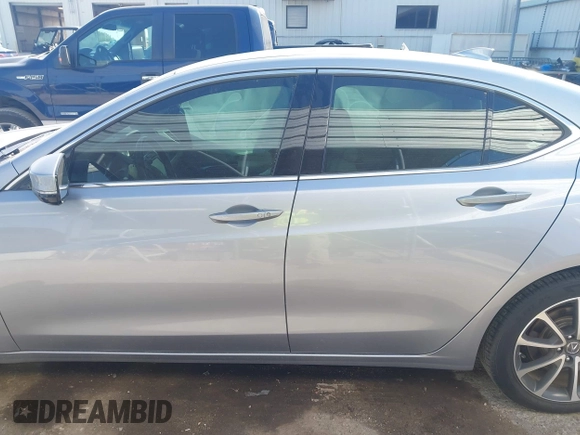 2015 Acura TLX Technology z VIN 19UUB2F50FA005004, wystawiony jako IAAI lot #42190767 z przebiegiem 48 195 mil mil oraz . Historia ofert i sprzedaży dostępna na DreamBid. Obrazek 14.