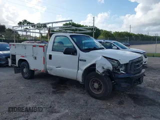 2002 Ford F-350 with VIN 1FDSF30L52ED64628, listed as a IAAI auction lot 41940130 with 237,792 mi miles and . Bid and sale history available at DreamBid. Image 6.