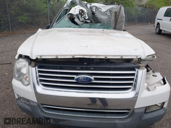 2006 Ford Explorer XLT with VIN 1FMEU73E86UA38132, listed as a IAAI auction lot 41974292 with Not Provided miles. Bid and sale history available at carsss.com. Image 10.