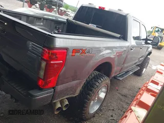 2022 Ford F-250 XL with VIN 1FT7W2BT8NEC99425, listed as a IAAI auction lot 42153769 with 80,567 mi miles and . Bid and sale history available at DreamBid. Image 4.
