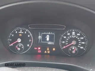 2018 Kia Sorento LX with VIN 5XYPGDA34JG423007, listed as a IAAI auction lot 41552932 with 106,027 mi miles. Bid and sale history available at carsss.com. Image 7.
