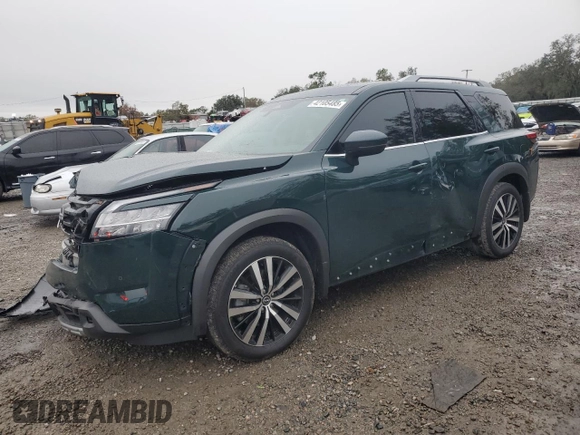 2024 Nissan Pathfinder Platinum with VIN 5N1DR3DG1RC212722, listed as a Copart auction lot 42105485 with 15,862 mi miles and Salvage Title. Bid and sale history available at carsss.com. Image 1.