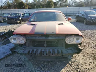 2010 Dodge Challenger SRT-8 with VIN 2B3CJ7DW8AH308873, listed as a Copart auction lot 88857005 with 162,537 mi miles and Salvage title. Bid and sale history available at DreamBid. Image 5.