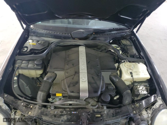2021 Mercedes-Benz CLK-Class with VIN WDBLK70G61T087057, listed as a Copart auction lot 69395654 with 0 mi miles and Salvage Title. Bid and sale history available at carsss.com. Image 12.