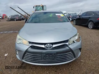 2015 Toyota Camry XLE with VIN 4T1BF1FK1FU475840, listed as a IAAI auction lot 41916282 with 104,881 mi miles. Bid and sale history available at carsss.com. Image 12.