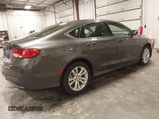 2015 Chrysler 200 Limited with VIN 1C3CCCAB0FN607876, listed as a IAAI auction lot 41882675 with 136,146 mi miles. Bid and sale history available at carsss.com. Image 4.