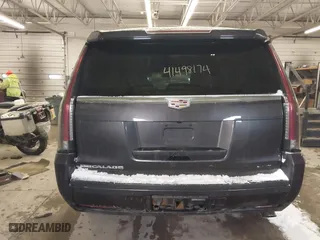 2016 Cadillac Escalade Luxury Collection with VIN 1GYS4BKJ2GR112460, listed as a IAAI auction lot 41498174 with 139,457 mi miles. Bid and sale history available at carsss.com. Image 17.