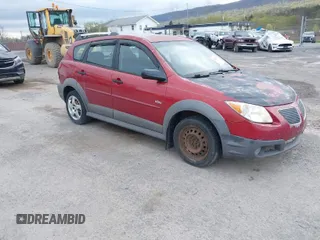 2008 Pontiac Vibe with VIN 5Y2SL65818Z409178, listed as a IAAI auction lot 42025318 with 224,690 mi miles. Bid and sale history available at carsss.com. Image 1.