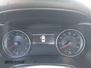 2024 Kia Forte GT-Line z VIN 3KPF54AD9RE794408, wystawiony jako IAAI lot #41987901 z przebiegiem 13 157 mil mil oraz . Historia ofert i sprzedaży dostępna na DreamBid. Obrazek 7.