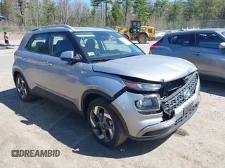2024 Hyundai Venue Limited с VIN KMHRC8A33RU326558, выставлен на аукционе IAAI как лот 42154625 с пробегом 7 151 миль миль и . История ставок и продаж доступна на DreamBid. Изображение 1.