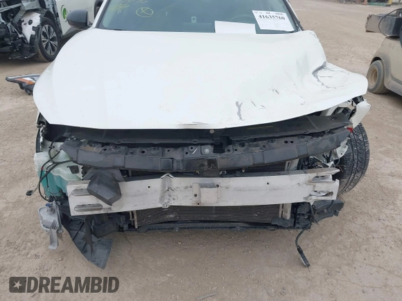 2019 Nissan Altima 2.5 SR with VIN 1N4BL4CV8KC135636, listed as a IAAI auction lot 41635760 with 60,087 mi miles. Bid and sale history available at carsss.com. Image 6.