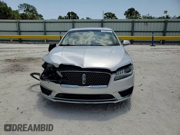 2018 Lincoln MKZ Hybrid Select with VIN 3LN6L5LU6JR625352, listed as a Copart auction lot 57350515 with 156,723 mi miles and Salvage title. Bid and sale history available at DreamBid. Image 13.