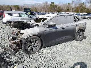 2023 Volkswagen ID.4 Pro z VIN 1V2DNPE89PC036464, wystawiony jako Copart lot #46441705 z przebiegiem Nie podano mil oraz Szkoda całkowita • Salvage title. Historia ofert i sprzedaży dostępna na DreamBid. Obrazek 1.