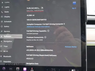 2021 Tesla Model 3 Performance with VIN 5YJ3E1EC6MF996743, listed as a IAAI auction lot 41509631 with 41,599 mi miles and . Bid and sale history available at DreamBid. Image 18.