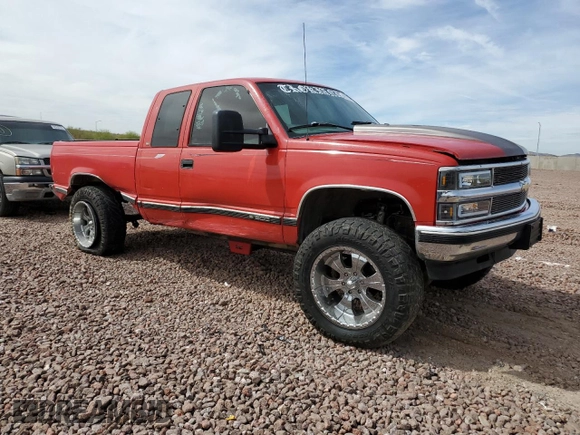 1997 Chevrolet Silverado 1500 with VIN 2GCEK19RXV1278018, listed as a Copart auction lot 49117675 with 218,026 mi miles and Salvage Title. Bid and sale history available at DreamBid. Image 4.