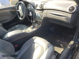 2006 Mercedes-Benz CLK-Class 5.0L with VIN WDBTK75G06T059285, listed as a Copart auction lot 75452034 with 137,742 mi miles and Salvage Title. Bid and sale history available at carsss.com. Image 8.