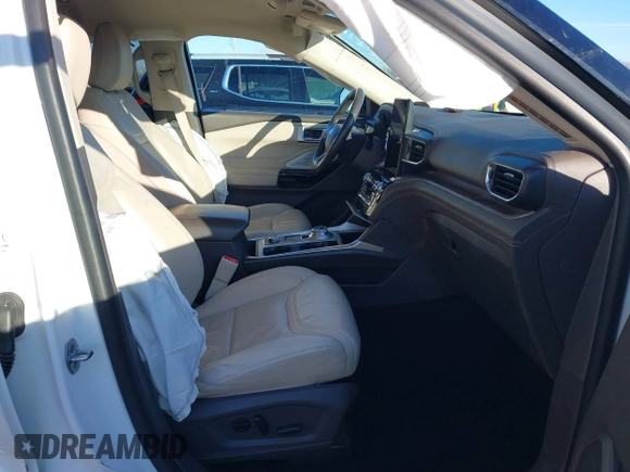2022 Ford Explorer Platinum with VIN 1FM5K8HC8NGA33268, listed as a IAAI auction lot 41456814 with 47,700 mi miles. Bid and sale history available at carsss.com. Image 5.