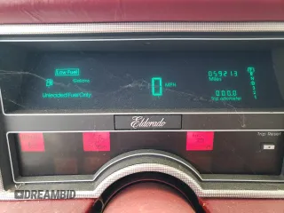 1986 Cadillac Eldorado z VIN 1G6EL5784GU616263, wystawiony jako Copart lot #48741325 z przebiegiem 59 213 mil mil oraz Tytuł czysty. Historia ofert i sprzedaży dostępna na DreamBid. Obrazek 9.