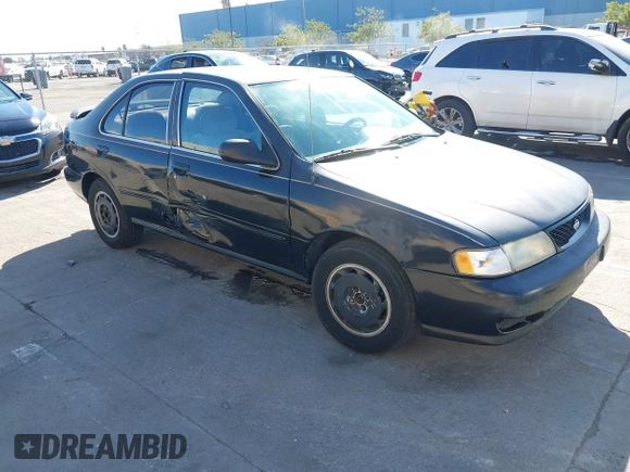 1998 Nissan Sentra XE z VIN 1N4AB41D8WC757796, wystawiony jako IAAI lot #41209171 z przebiegiem 160 108 mil mil oraz . Historia ofert i sprzedaży dostępna na DreamBid. Obrazek 1.